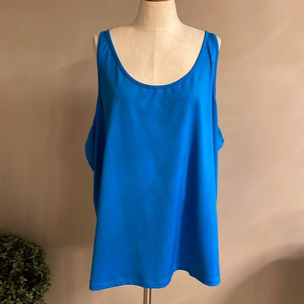 Maggie Barnes blue tank / shell / jersey stretch spaghetti straps adjustable 4X